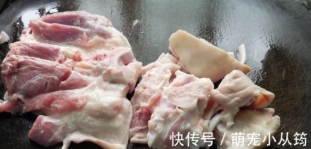下饭|酱焖猪脚的做法，鲜香美味又下饭，味道很棒的一道家常菜
