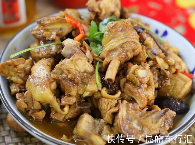 啤酒|炒鸡时，大料不能乱放，只需这3样，肉嫩鲜美没腥味，味道真香