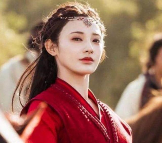 花著雨|《东宫》《枕上书》被一举打败,这本“零差评”佳作,强势霸榜!