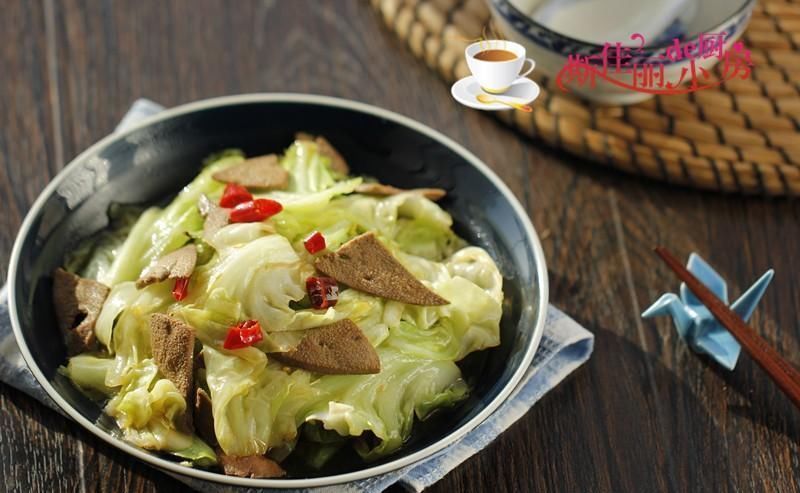 包菜和它是绝配,鲜嫩爽口比大鱼大肉强,隔三差五给孩子吃视力好