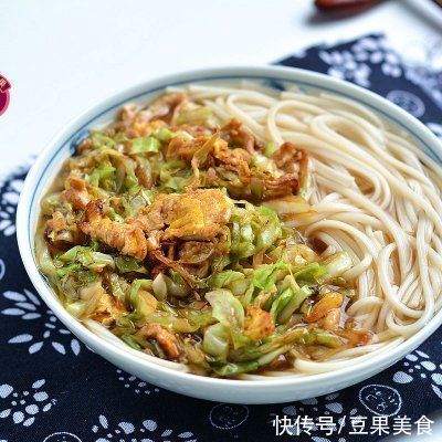  适量|家常美味鸡蛋圆白菜面，锁住家人的胃