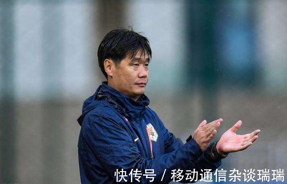 国家队|深度|李霄鹏首秀打满分,两位李指导看似风格迥异,实则殊途同归