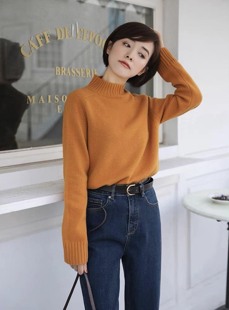 包臀裙|想保暖就不能错过“高领衫”，保暖时髦又显气质，照着穿准没错