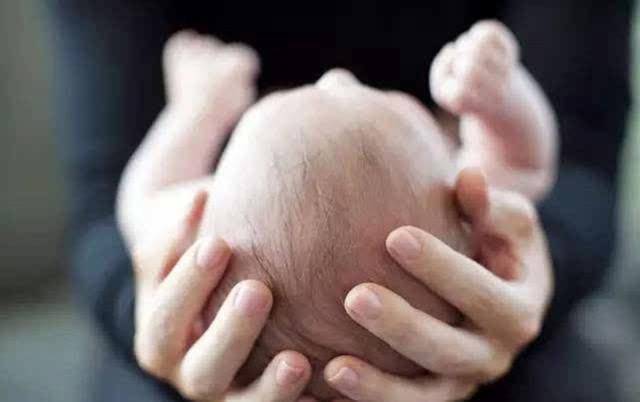 老人|新生儿在百天内,8件事需要尽力避开,都是过来人“血的教训”