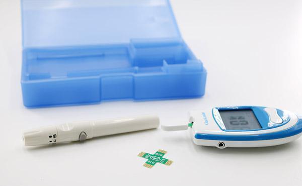  升糖|糖尿病，还能不能吃主食？医生：面条，米饭，并不是升糖元凶