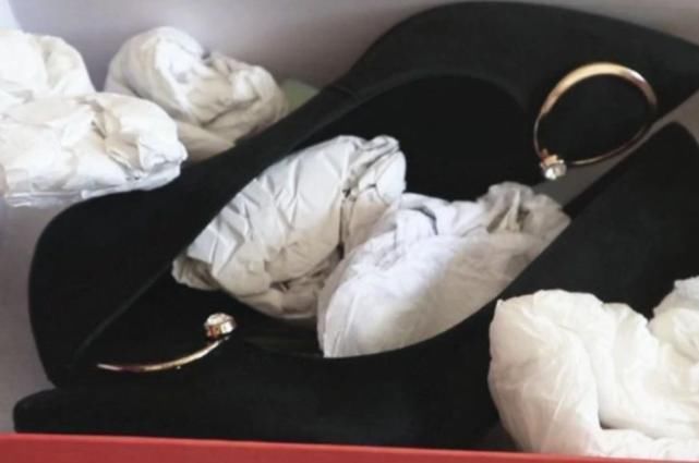 买鞋子时,鞋子里“那团纸”一定要留下来,别不当回事了,快看看