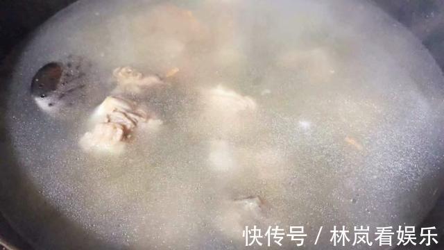 大河君|8毛钱1斤，每次我都是买10斤，每天吃几个，一个冬天不咳嗽！