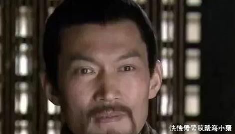 重用|曹操帐下一人谋略胜郭嘉，勇武赛张辽，却未得重用，曹操此人太可怕