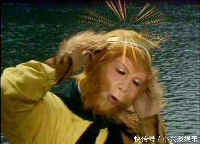 中文|原来唐僧念的紧箍咒翻译过来是这个意思?中文笑的肚子疼