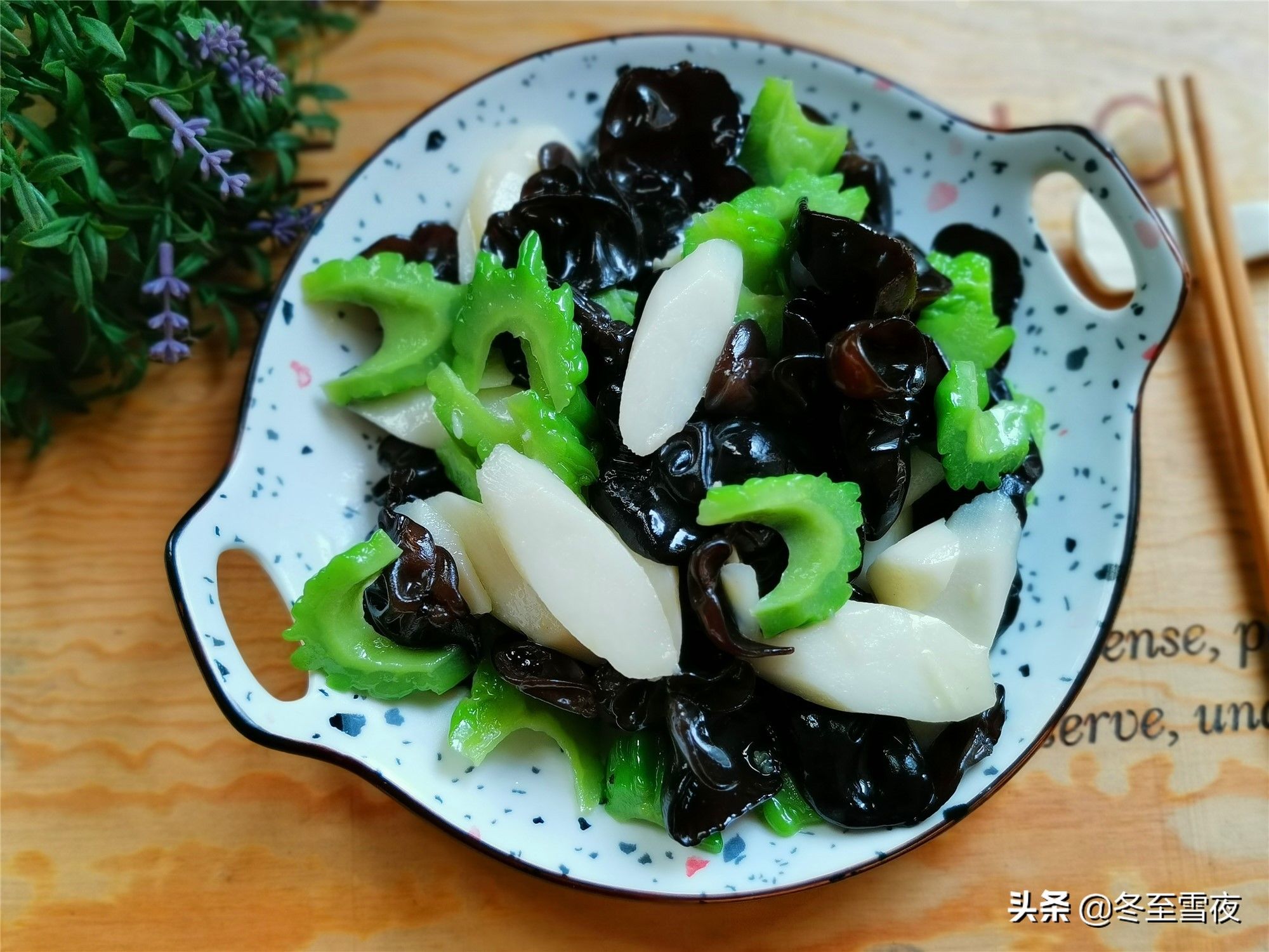 黑木耳|中秋节家宴，推荐一道素菜小炒，清淡可口味美，解腻不上火