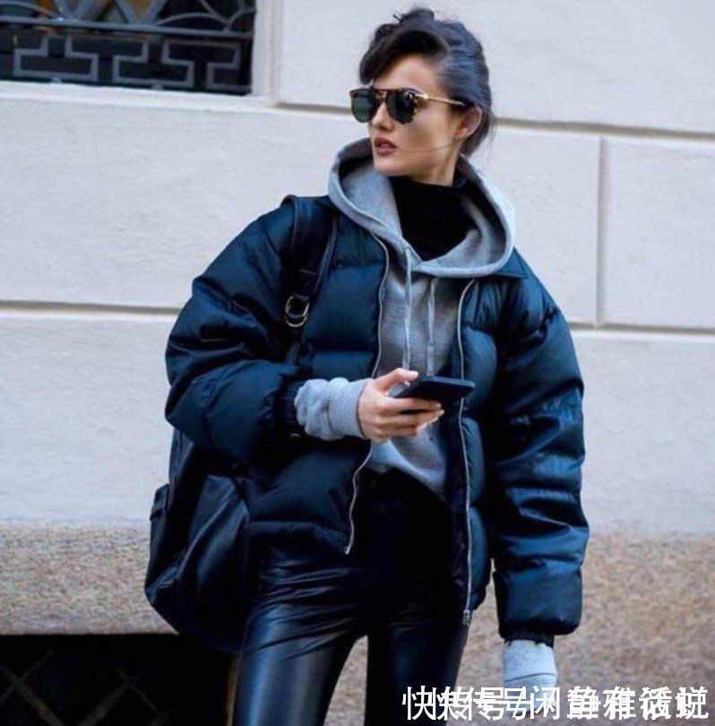 搭配 女人上了年纪,穿羽绒服尽量避开这4种搭配,会拉低档次还显土气