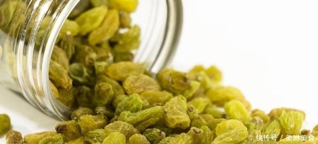 葡萄干要先用水洗干净才能吃吗?新疆果农告诉你真相