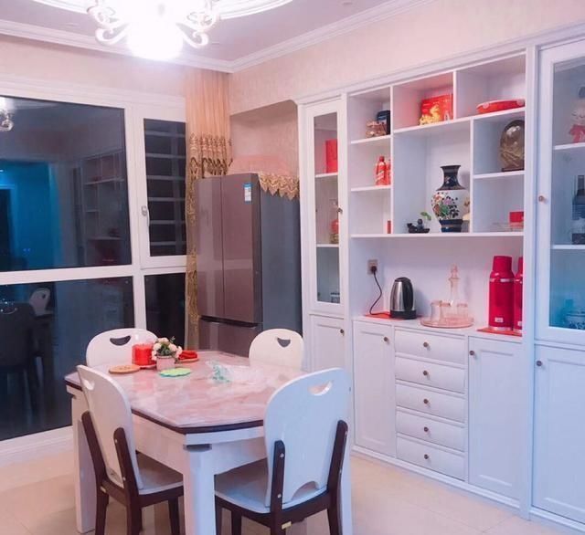 布置|她家入住两年的房子,装修不豪华,每天都要收拾干净,羡慕极了