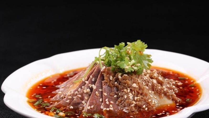 夫妻肺片全套技术，川式特色凉菜，调味考究深受群众喜爱