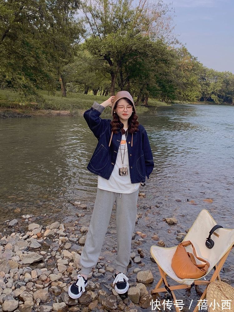 裤款|真正有洋气感的女人,必备这3条裤子:牛仔、直筒、阔腿和束脚裤