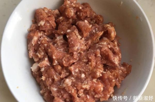 小米辣|夏天,這菜要常吃,3塊一斤,孩子多吃對(duì)眼睛好,現(xiàn)在吃正是時(shí)候