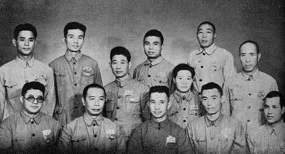 开国大典|1949年开国大典，粟裕亲自带一副科长参加，此人有何特殊身份