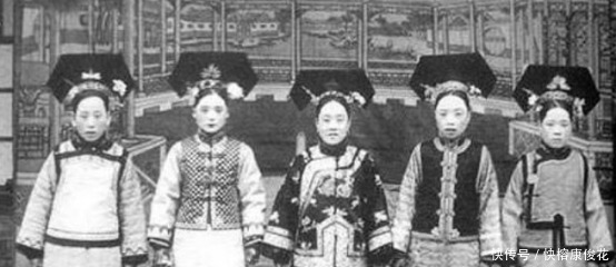 清朝|为什么清朝宫女的照片都那么丑呢?其实还是与这个女人有关