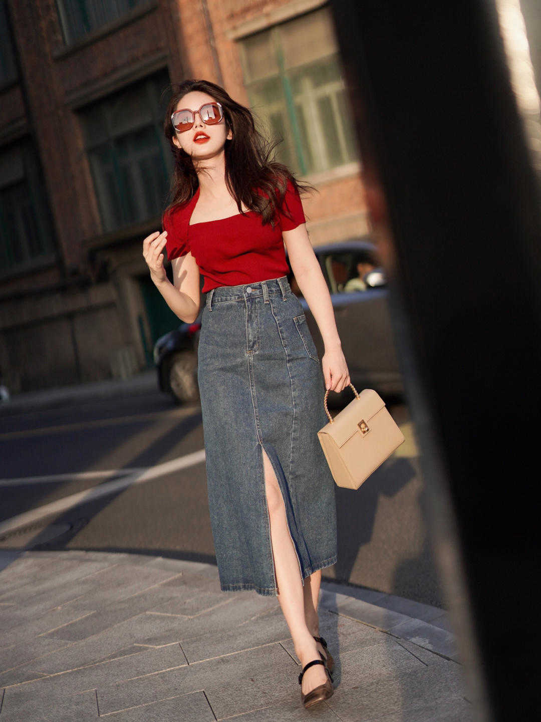 夏季|多雨的夏季,正是穿夏装的最佳时期,这样搭配,才显得高级时髦