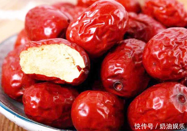 抗衰老|105岁老人的长寿“法宝”,每天早餐食用3颗它,补气血抗衰老