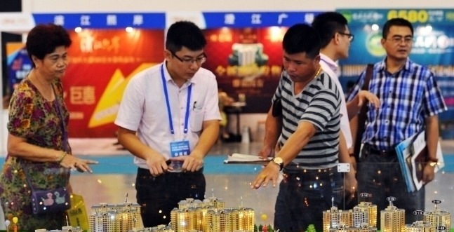 现金|房贷50万，还了三年，现在有40万现金，要不要提前还款