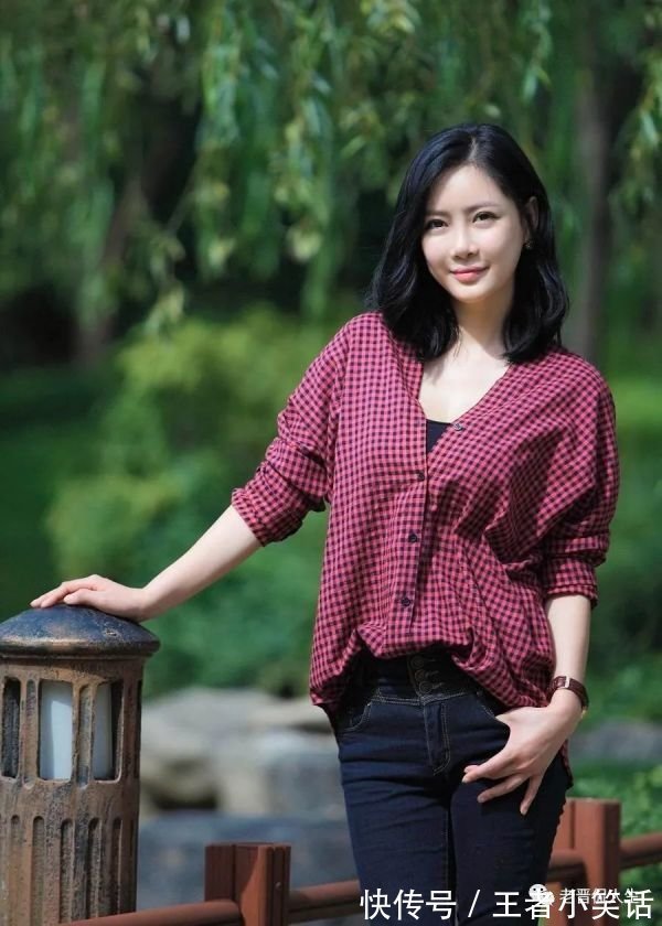 |国庆假期段子专辑：我给了她一根棒棒糖，她就让我亲了一下！