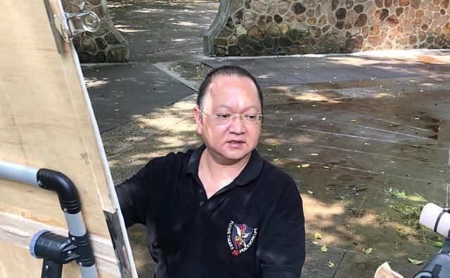 岭南画派|他曾经一幅画卖10万，如今为生活卖200一幅，网友：造化弄人