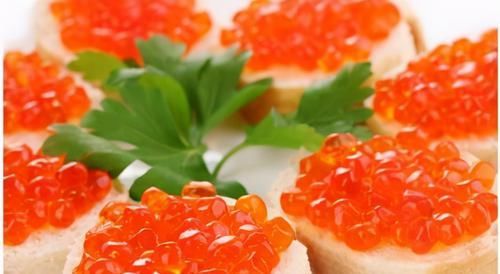 钙质也对胎儿|女性不愿老太快,可以多吃3种食物,补血养颜、好处多多