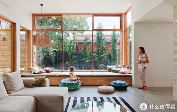 一本好书|窗边角落如何做出格调?1㎡的小空间,也能打造出惊艳的效果!