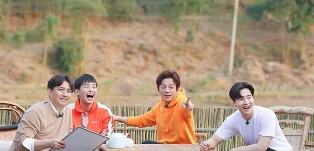 同吃黄磊的饭大华两季没长肉，彭彭一季就吃成球，终于找到原因了