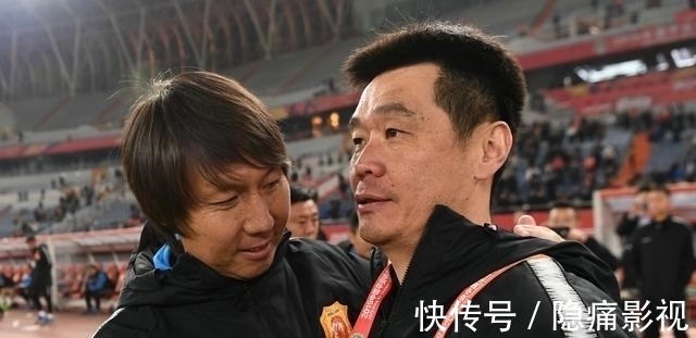 国足|硬汉!李霄鹏刚上任就受到质疑,接手国足已兑现昔日豪言!