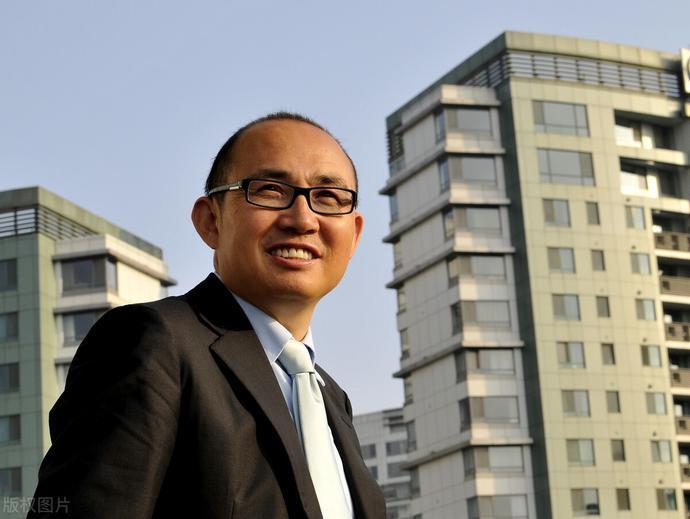 富豪|为什么李嘉诚、潘石屹都套现走人？你以为自己的智商超过富豪呢