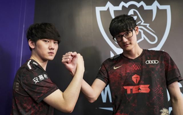 舆论|LOL：SN教练叉烧赛后将TES送上舆论巅峰，给卡萨的欠条看懵观众