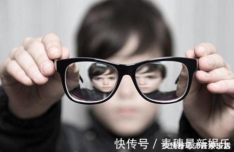 近视度数|眼睛近视了,却不戴眼镜,用不了多久,你将会面对这三个后果