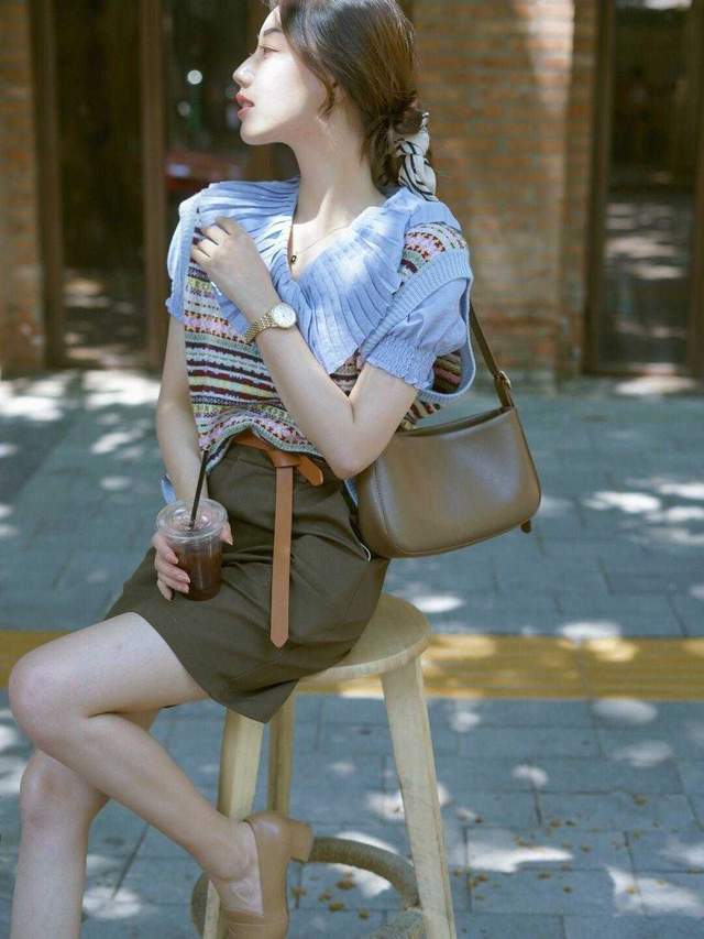 衬衫|立秋之后,小个子该怎么穿?试试“衬衫+半身裙”,显高又好看