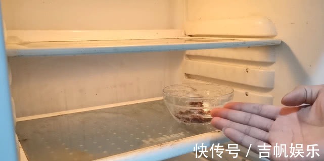 白醋里放几粒八角泡一泡,解决了家家户户的难题,真实用学学吧!