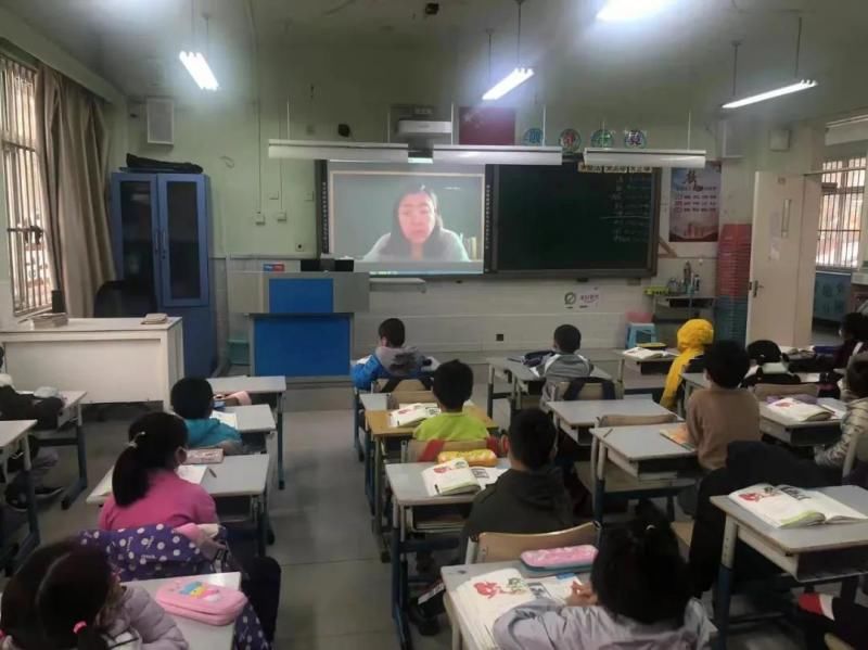 望京｜|望京｜居家观察半月 七百余名学生返校复课