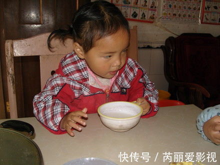 淮菇|缺锌缺锌最容易“拖垮”娃身高,两物煮粥长高个,家长记住了!