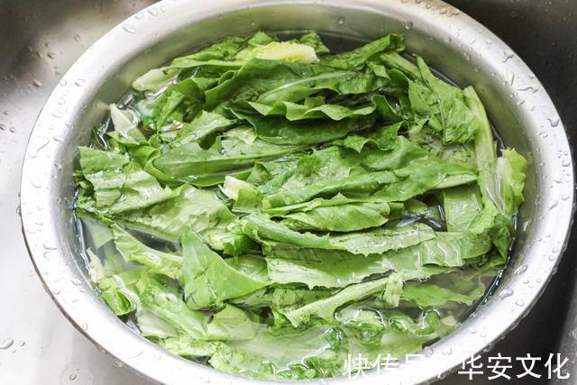 很多人忽略了这菜，含钙量很高，比吃虾皮都强，才4块钱一斤