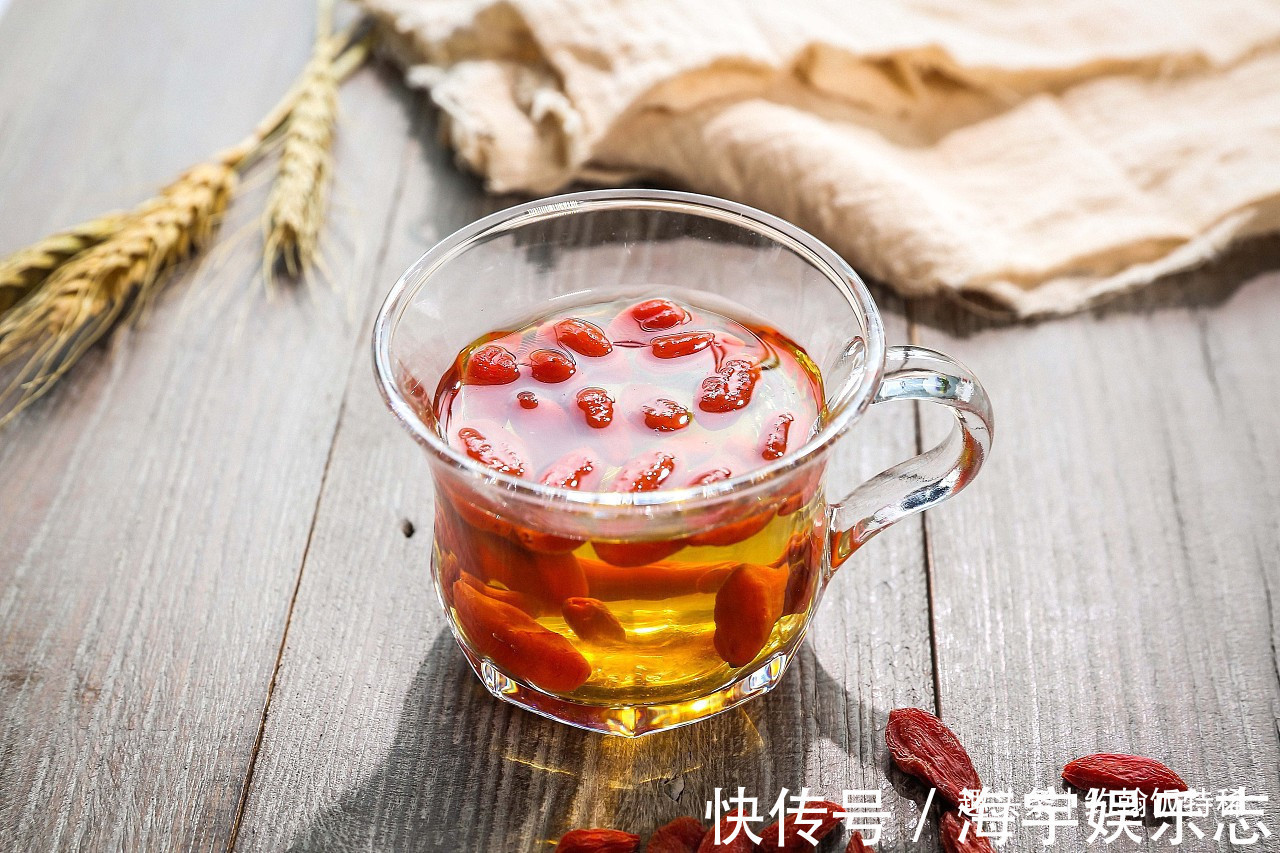 泡水|枸杞,你吃红的还是黑的泡水牢记“3不要”,营养加倍喝得健康