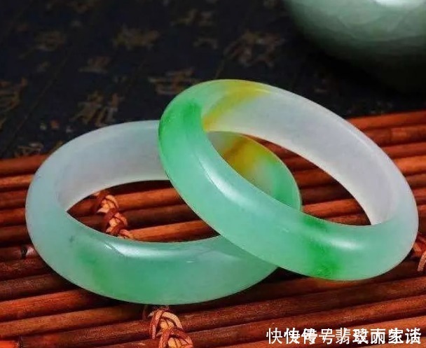 垫色|这两种低端翡翠造假技术每年染出千万元假货流向市场，你信吗？