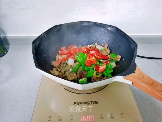 不会炒猪肝的，一定要像这样炒鲜香滑嫩，非常好吃，超级下饭哦