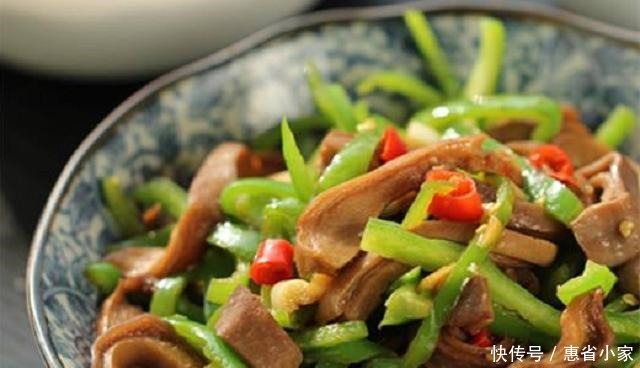 猪肚一炒就变硬那是因为你只会焯水，学会这招，猪肚鲜嫩爽口！