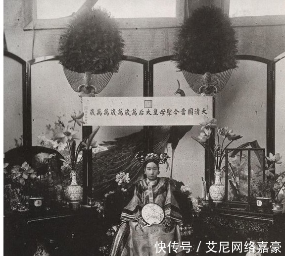 明白|慈禧太后年轻时“美丽动人”,看完照片明白为啥咸丰皇帝痴恋她