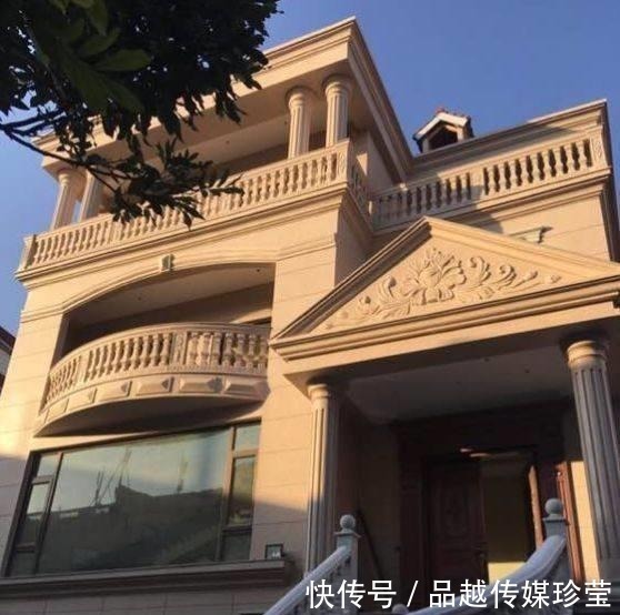 名次|晒晒我家的新别墅，200万建好包装修，在我们村还排不上名次