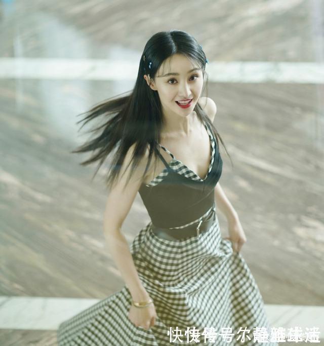 元气满满|“短发潮”out了,她们都悄悄留起了长发,美到犯规