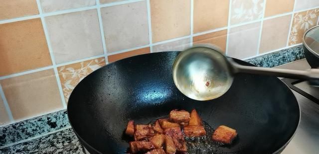 香肉|教你在家做肉夹馍,馍香肉更香,再也不用出去买,好吃干净量还足