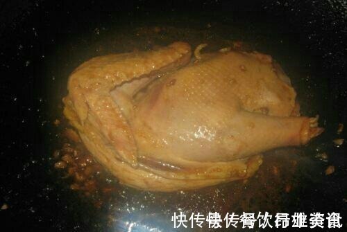 鲜嫩|半碗酱油搞定一只鸡——沙姜酱油鸡,入味鲜嫩,口口香醇