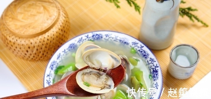 莲藕|秋天就要多吃4白3黄,少吃3绿,滋补润肺,去秋燥,顺利度过秋天