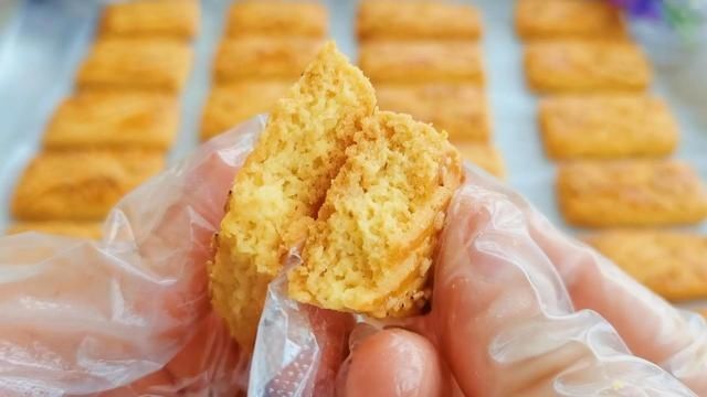 天冷易饿,总想吃点东西,用玉米面做小点心,粗粮细做好吃又营养